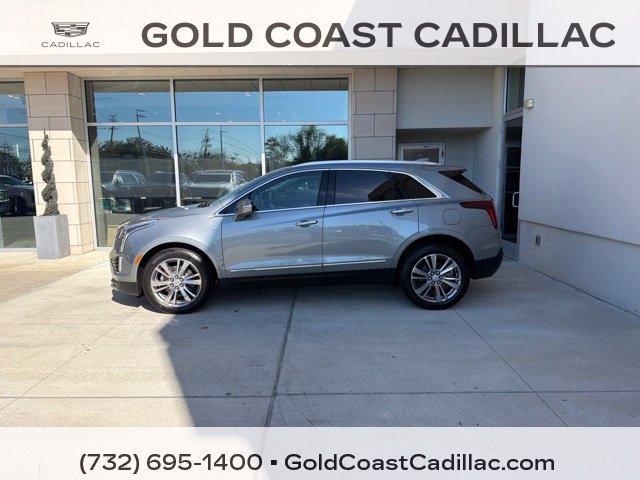 Used 2024 Cadillac XT5 Premium Luxury AWD/4WD image 2