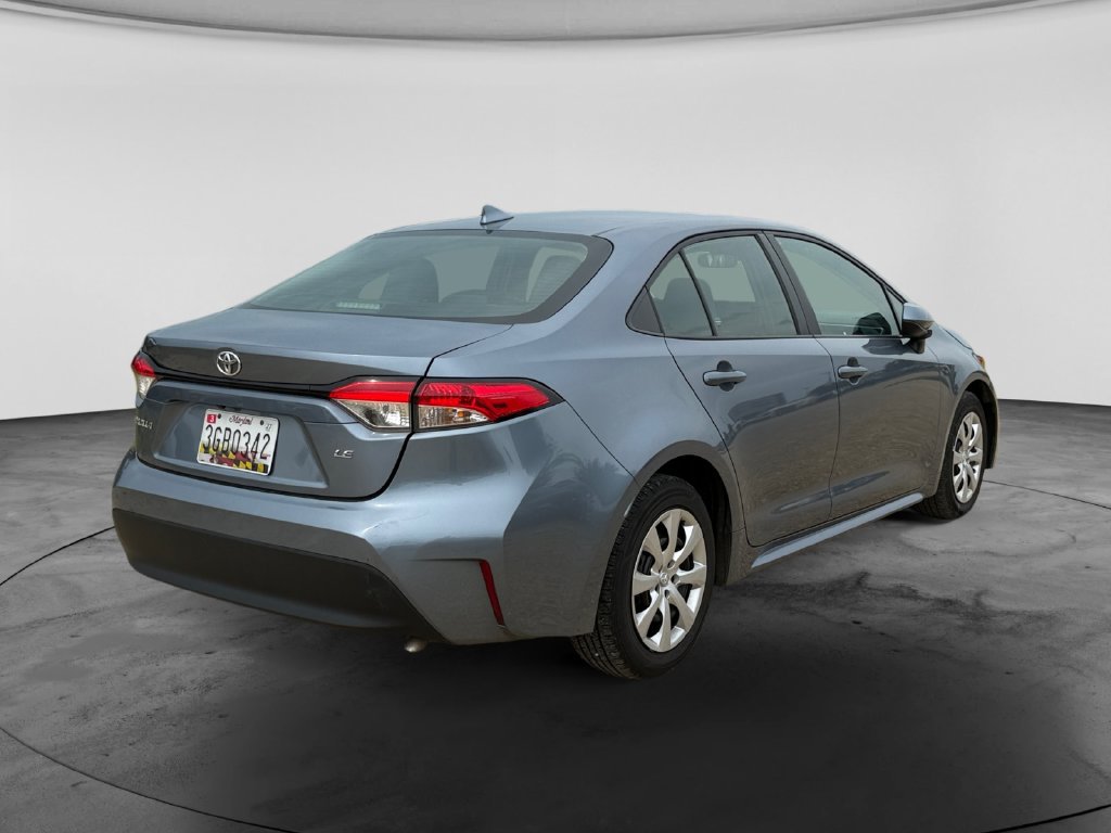 Used 2024 Toyota Corolla LE FWD image 9