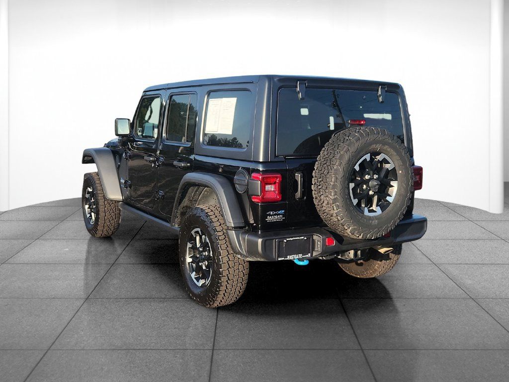 Used 2024 Jeep Wrangler Unlimited Rubicon 4xe AWD/4WD image 6