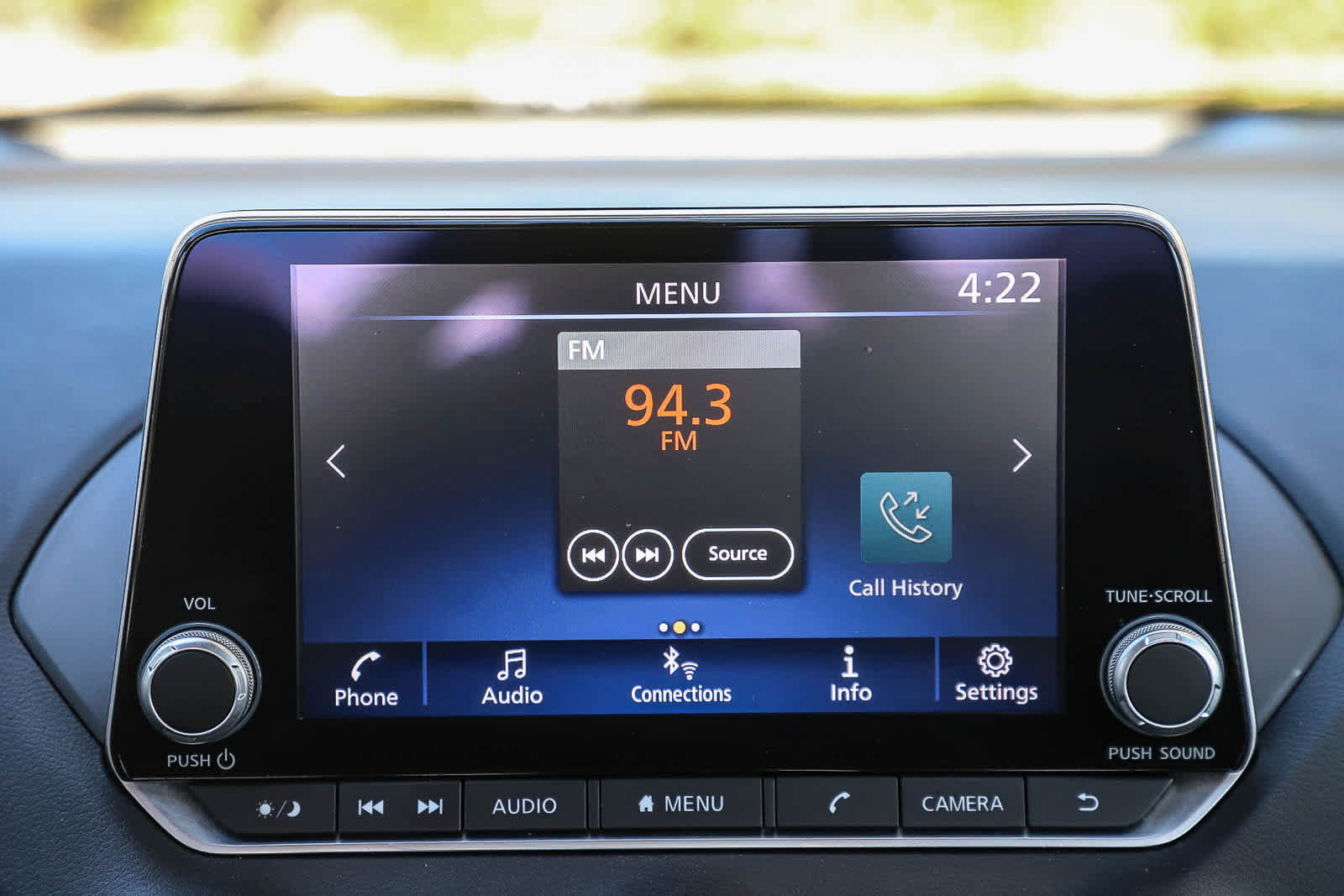 Used 2024 Nissan Sentra SV FWD image 14