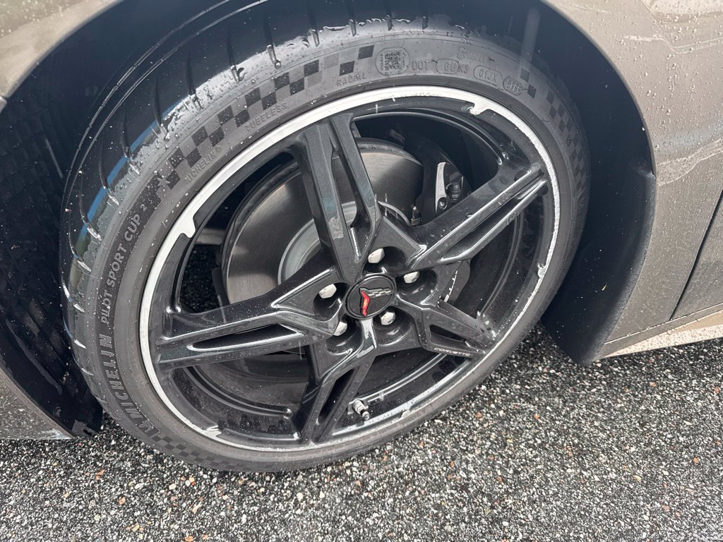 Used 2020 Chevrolet Corvette Stingray Preferred Cpe w/ 2LT Preferred Equipment Group RWD image 6