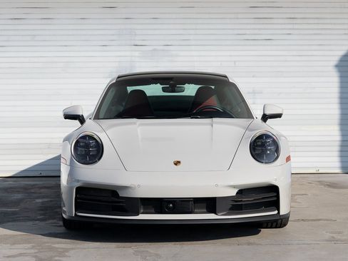 Certified 2025 Porsche 911 Carrera S image 11