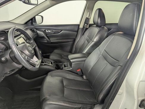 Used 2017 Nissan Rogue SL w/ SL Premium Package image 10