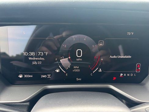 New 2026 GMC Acadia Elevation w/ Elevation Premium Package AWD/4WD image 18