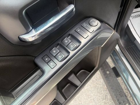 Used 2018 Chevrolet Silverado 1500 LT w/ All Star Edition AWD/4WD image 12