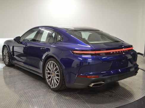 Certified 2025 Porsche Panamera image 3