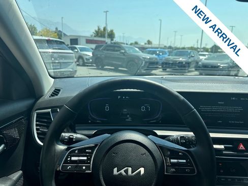 Used 2025 Kia Seltos S AWD/4WD image 20