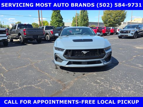 New 2025 Ford Mustang GT image 4