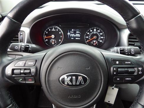 Used 2016 Kia Sorento EX image 27