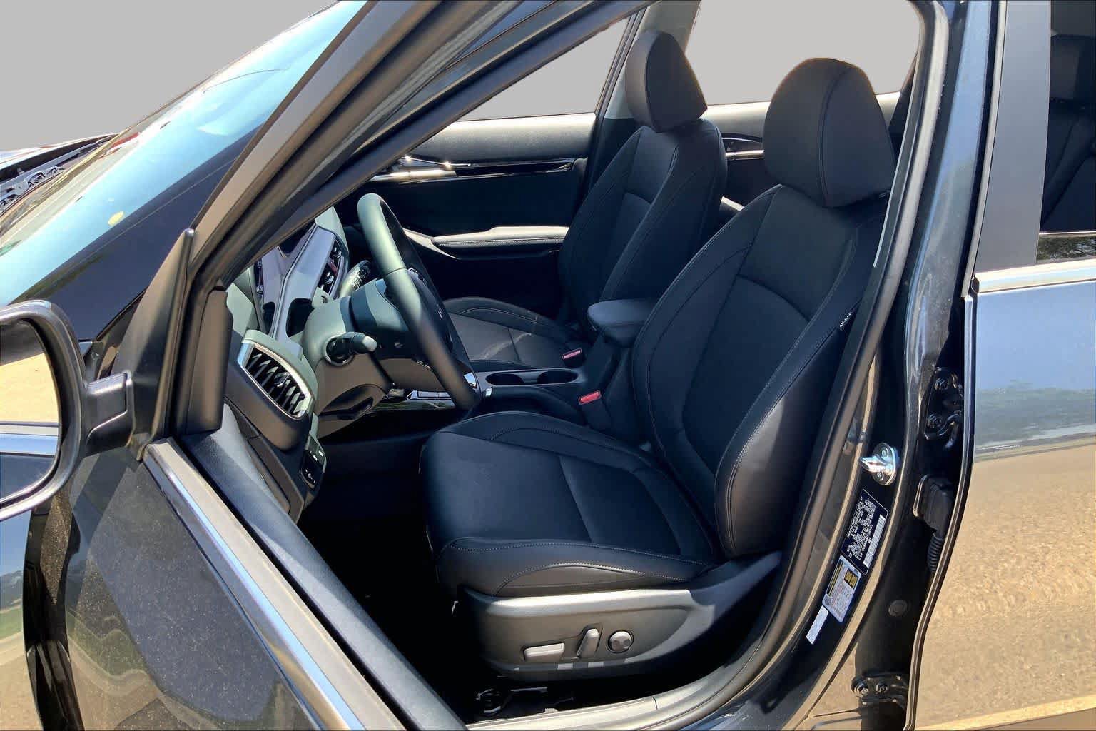 Certified 2026 Kia Seltos EX w/ EX Sunroof Package FWD image 8