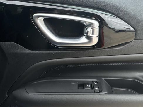 New 2026 Jeep Compass Latitude AWD/4WD image 14