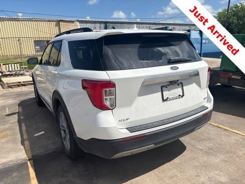 Used 2020 Ford Explorer XLT w/ Equipment Group 202A RWD image 13