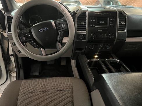 Used 2015 Ford F150 XLT AWD/4WD image 24