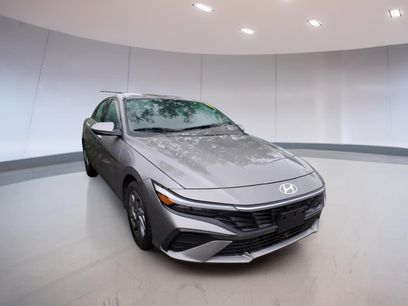 Used 2024 Hyundai Elantra SEL