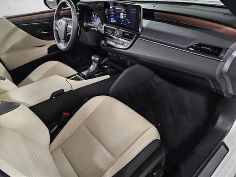 Used 2023 Lexus ES 350 w/ Premium Package image 19