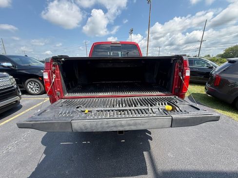 Used 2016 Ford F250 Platinum w/ FX4 Off-Road Package AWD/4WD image 5