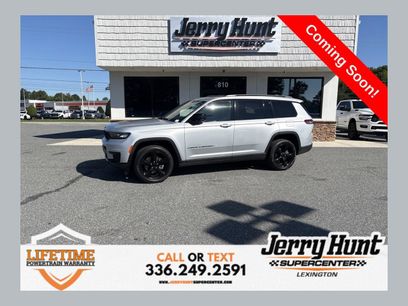Used 2023 Jeep Grand Cherokee L Laredo