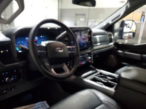 Used 2024 Ford F250 Lariat image 6