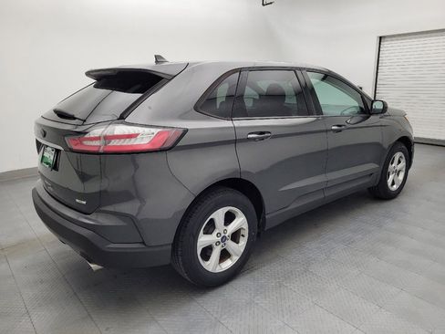 Used 2019 Ford Edge SE FWD image 10