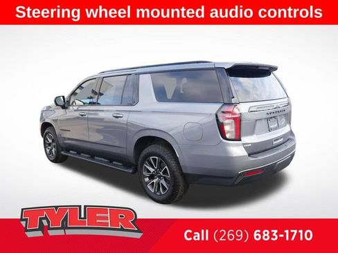 Used 2021 Chevrolet Suburban Z71 AWD/4WD image 5