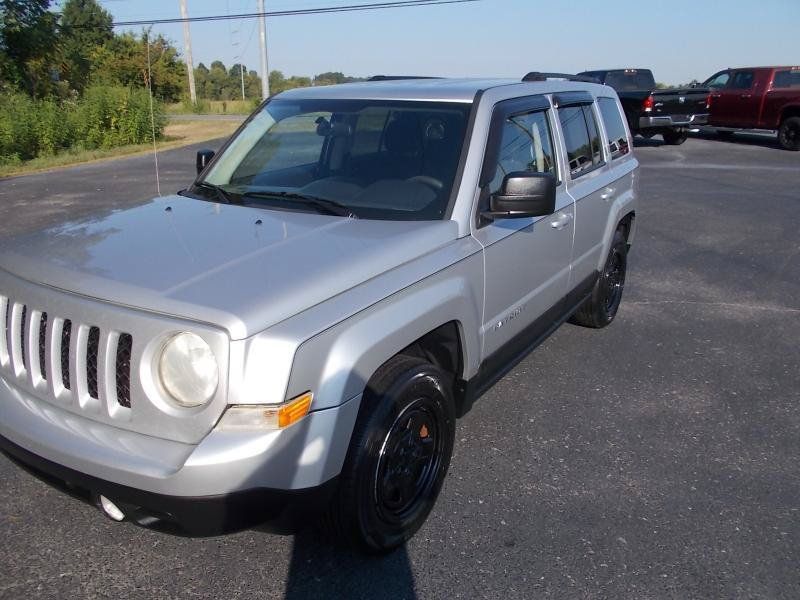 Used 2012 Jeep Patriot Sport w/ PWR Value Group AWD/4WD image 8