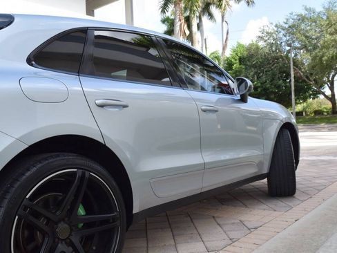 Used 2016 Porsche Macan S AWD/4WD image 22