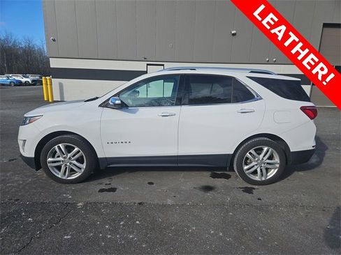 Used 2020 Chevrolet Equinox Premier image 2