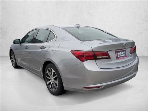 Used 2017 Acura TLX image 5