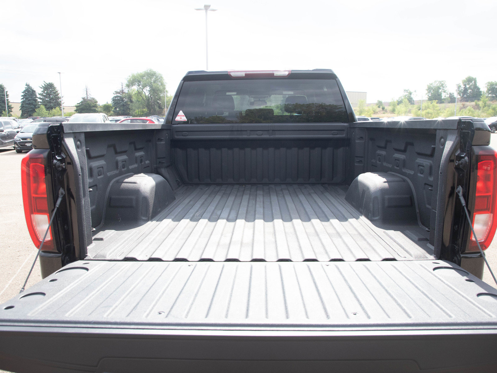 Used 2024 GMC Sierra 1500 Pro w/ Graphite Edition AWD/4WD image 13