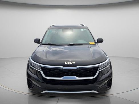 Used 2023 Kia Seltos S FWD image 3