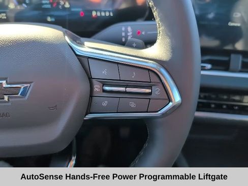 New 2026 Chevrolet Equinox LT image 8