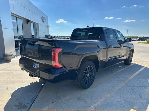 Used 2025 Toyota Tundra Platinum AWD/4WD image 11