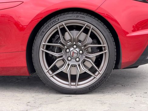 Used 2023 Chevrolet Corvette Z06 RWD image 2