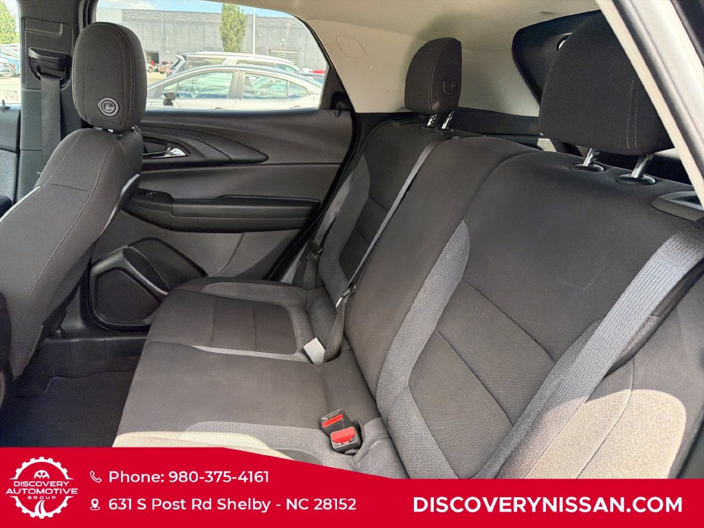 Used 2023 Chevrolet TrailBlazer LT w/ Convenience Package FWD image 31