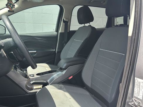 Used 2015 Ford Escape SE AWD/4WD image 2