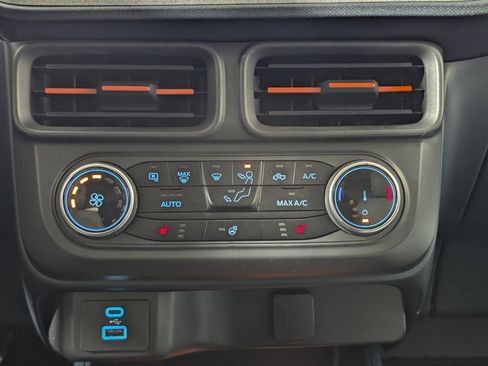 Certified 2023 Ford Maverick XLT w/ XLT Luxury Package image 16