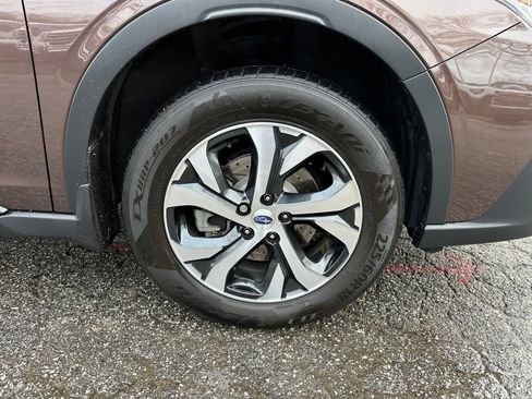 Used 2022 Subaru Outback Touring XT image 29