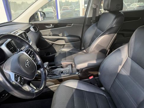 Used 2019 Kia Sorento EX w/ EX Touring Package AWD/4WD image 14