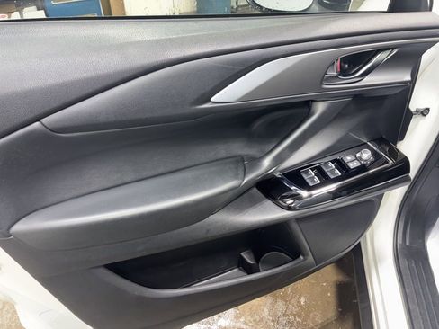 Used 2023 MAZDA CX-9 Touring Plus image 6