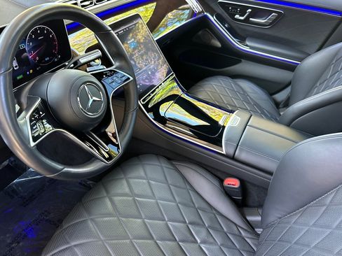 Used 2021 Mercedes-Benz S 580 4MATIC Sedan image 4
