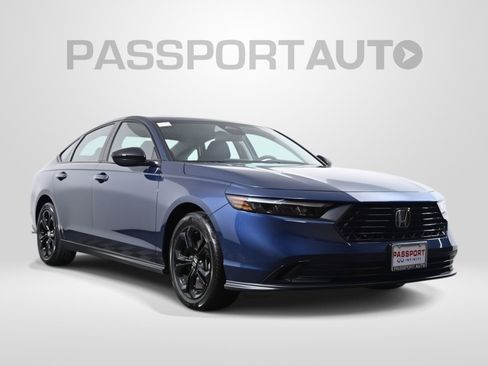 Used 2025 Honda Accord SE image 3
