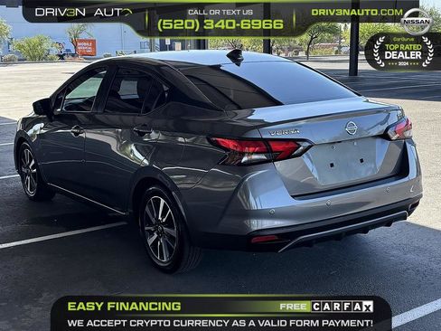 Used 2020 Nissan Versa SV FWD image 5