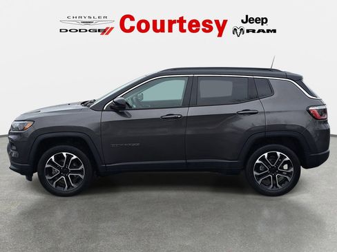 Certified 2022 Jeep Compass Limited AWD/4WD image 8