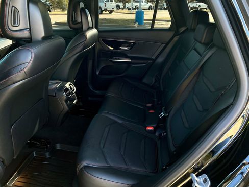 Used 2026 Mercedes-Benz GLC 43 AMG 4MATIC image 27