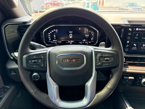 Used 2025 GMC Sierra 1500 SLT w/ SLT Premium Package AWD/4WD image 19