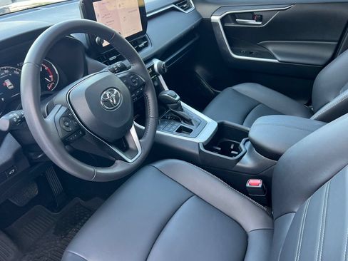 Used 2025 Toyota RAV4 XLE Premium w/ Weather Package AWD/4WD image 7