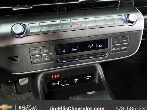 Used 2024 Hyundai Kona SEL FWD image 15