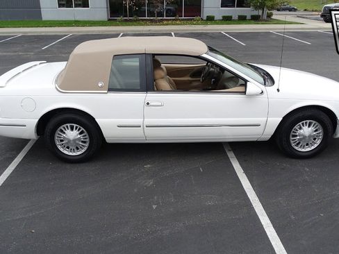 Used 1997 Mercury Cougar XR7 image 11