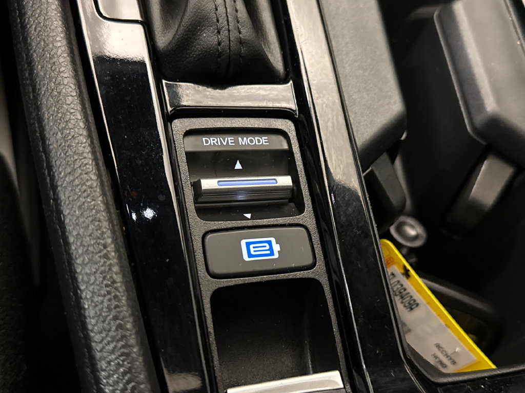 Certified 2025 Honda Accord Sport image 29