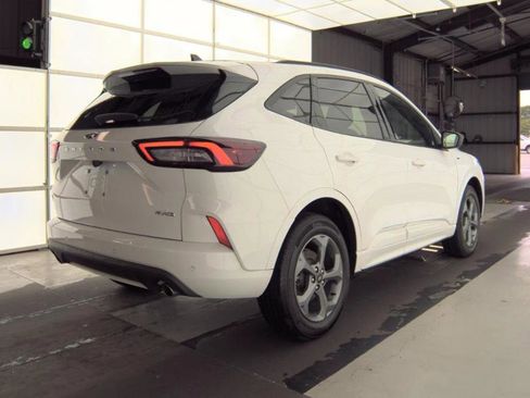 Used 2023 Ford Escape ST-Line w/ Tech Pack #1 AWD/4WD image 2